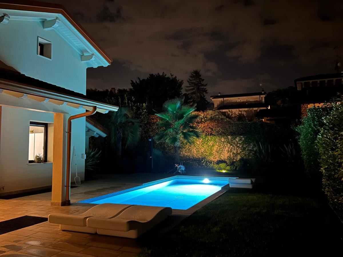 Ferienhaus Casa Sulle Colline Di Barcuzzi Pool, Garden And Barbecue Exteriör bild